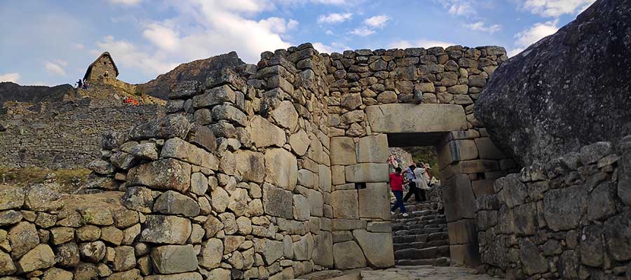 Machu Picchu con dia soleado Machu Picchu con dia soleado